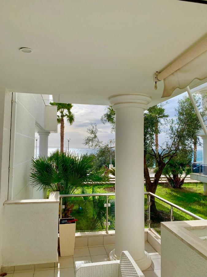 Loli Apartment Luxury White Residence Sarande Exterior photo