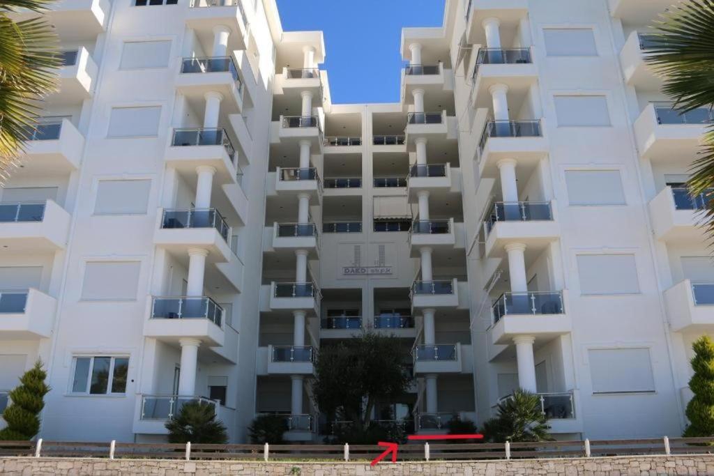 Loli Apartment Luxury White Residence Sarande Exterior photo